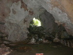 Ausflug Nationalpark  Loch in der Höhle der Eingeborenen Taíno in der Bucht des Nationalpark Los Hitises (DOM).